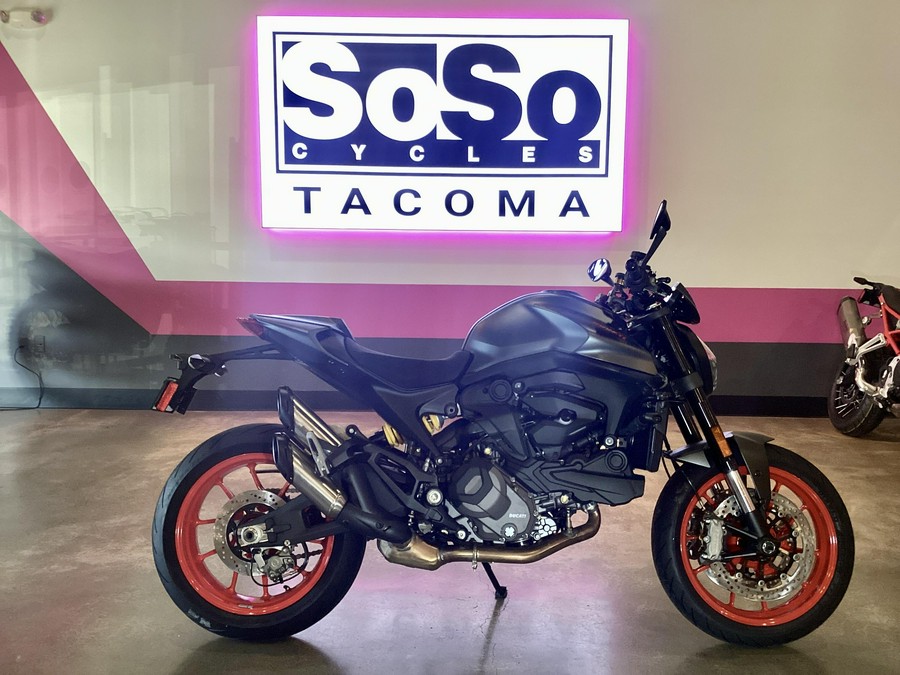 2026 Ducati Monster Plus