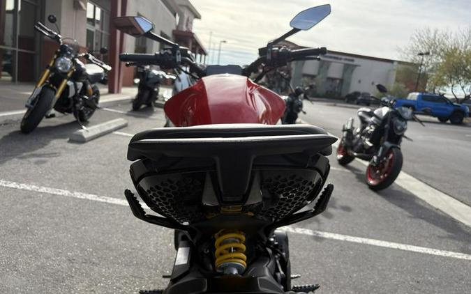 2023 Ducati Diavel V4 Ducati Red