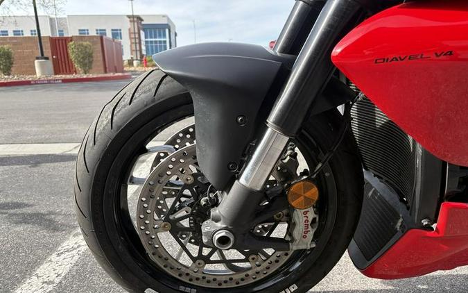 2023 Ducati Diavel V4 Ducati Red