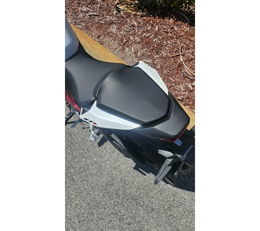 2025 Honda CB750 Hornet