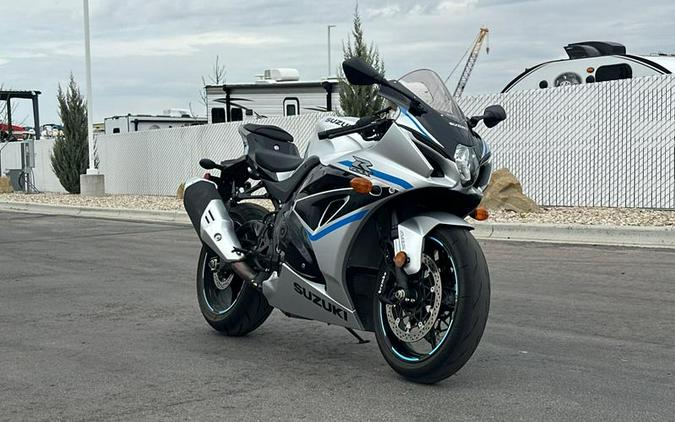 2025 Suzuki GSX-R1000