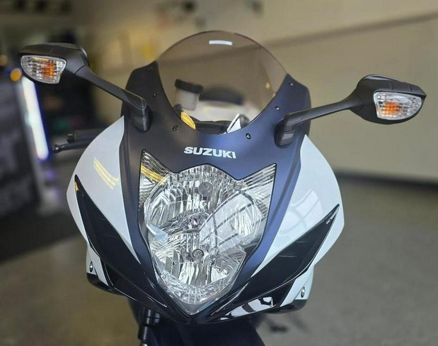 2025 Suzuki GSX-R600