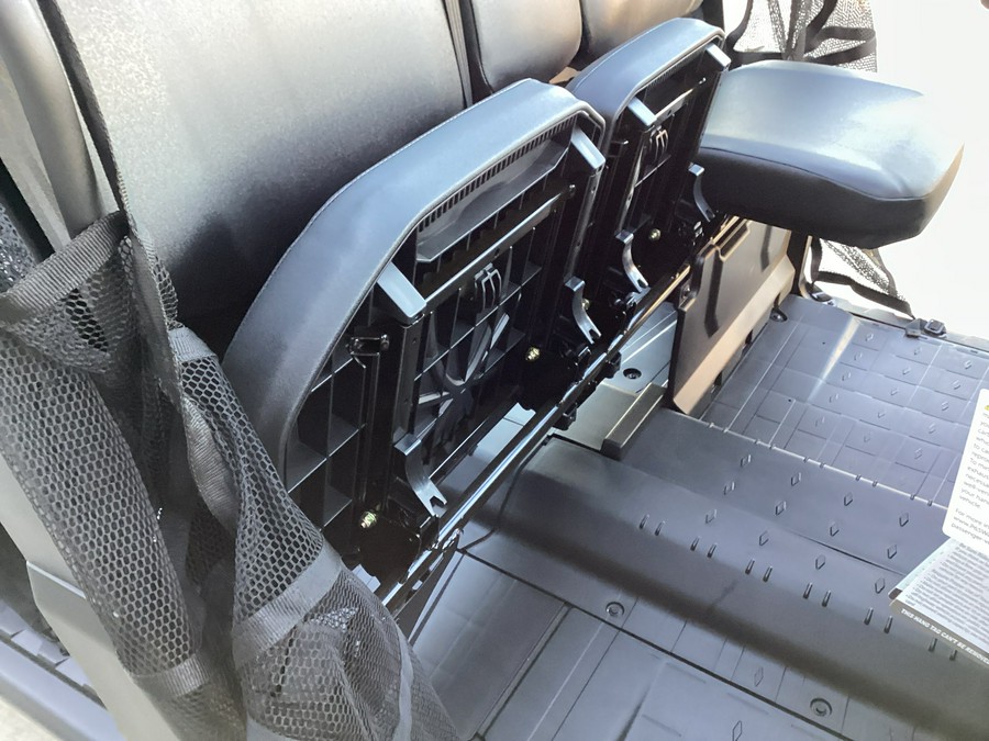 2026 Can-Am Defender MAX HD9