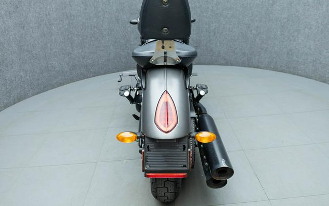 2016 VICTORY GUNNER