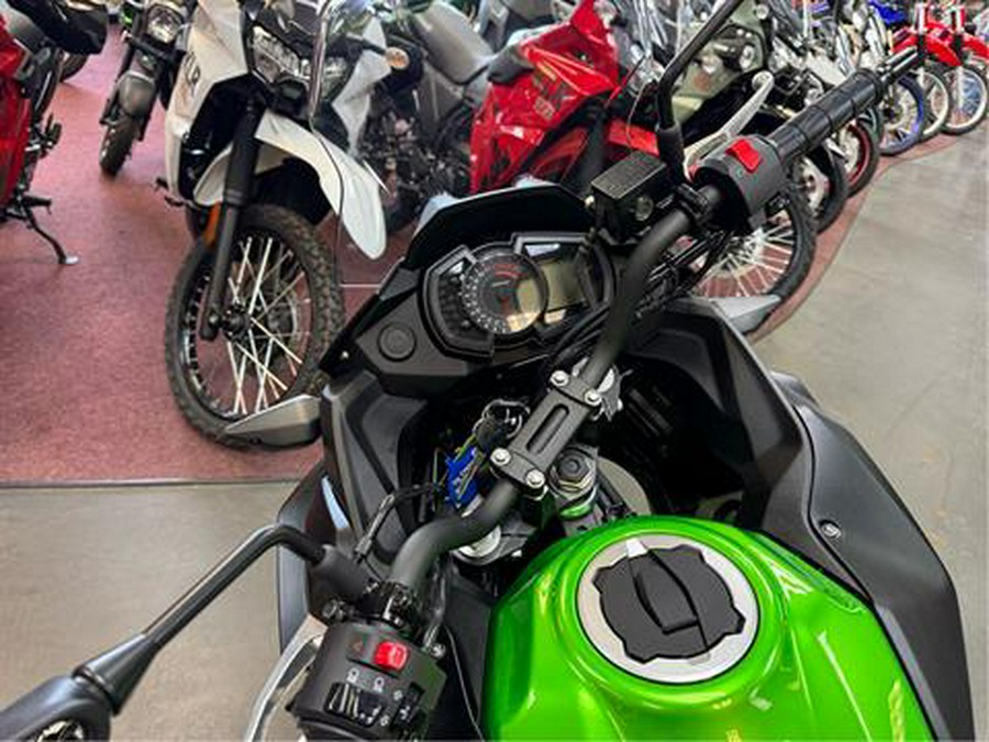2025 Kawasaki Versys-X 300 ABS