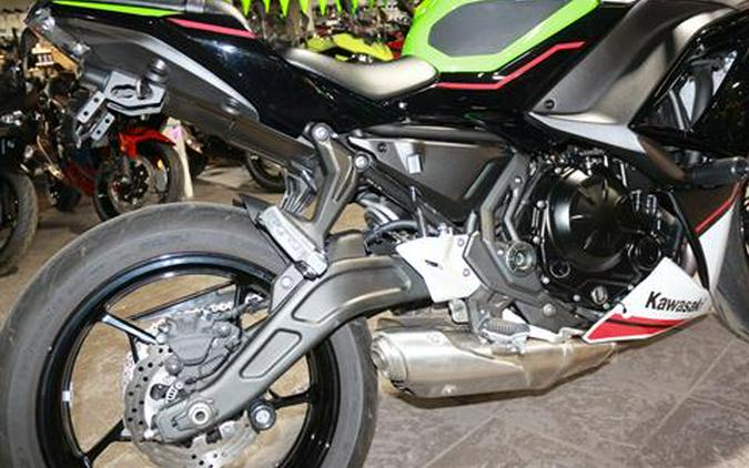 2022 Kawasaki Ninja 650 KRT Edition