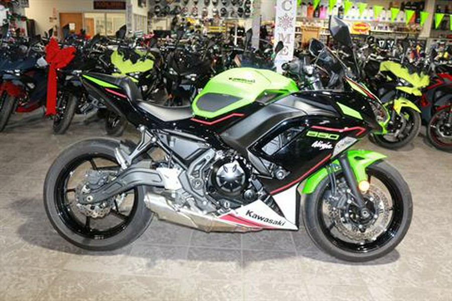 2022 Kawasaki Ninja 650 KRT Edition