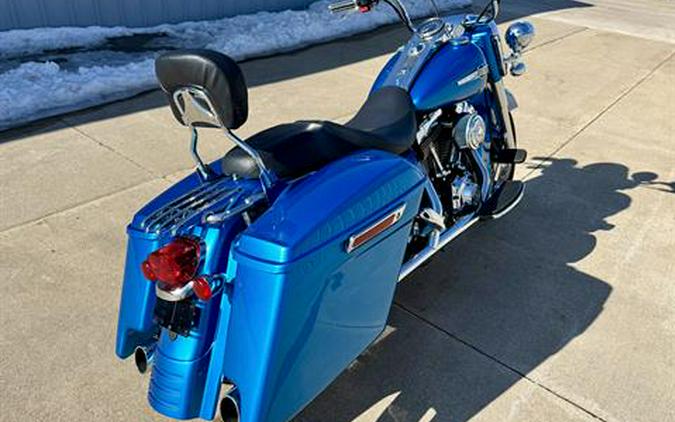 2002 Harley-Davidson FLHRCI Road King® Classic