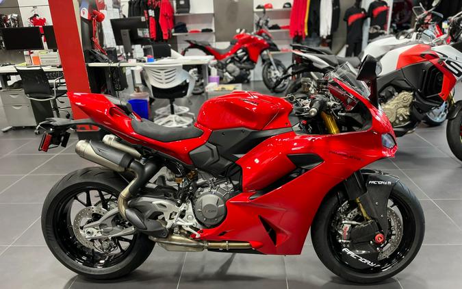 2026 Ducati Panigale V2 S