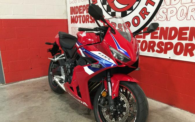 2026 Honda CBR650R E-Clutch