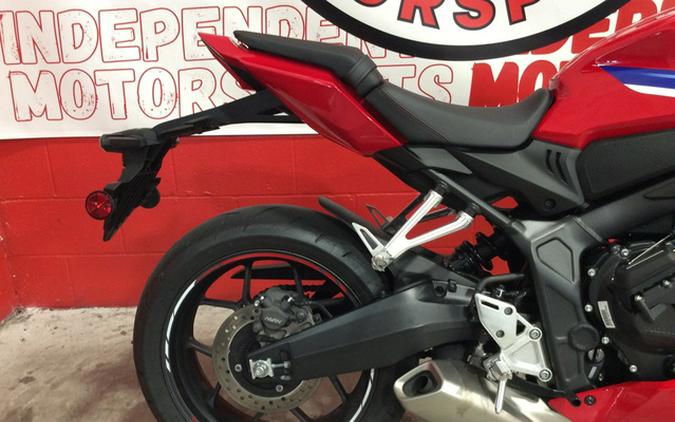 2026 Honda CBR650R E-Clutch