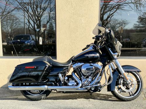 2016 Harley-Davidson Street Glide Special FLHXS