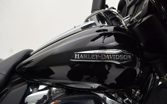 2017 Harley-Davidson® FLHTCUTG - Tri Glide® Ultra