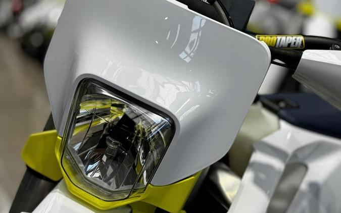 2025 Husqvarna® TE 300