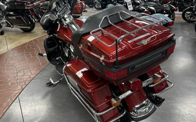 2009 Harley-Davidson® Electra Glide® Ultra Classic® RED HOT SUNGLO W/PINSTRIPE