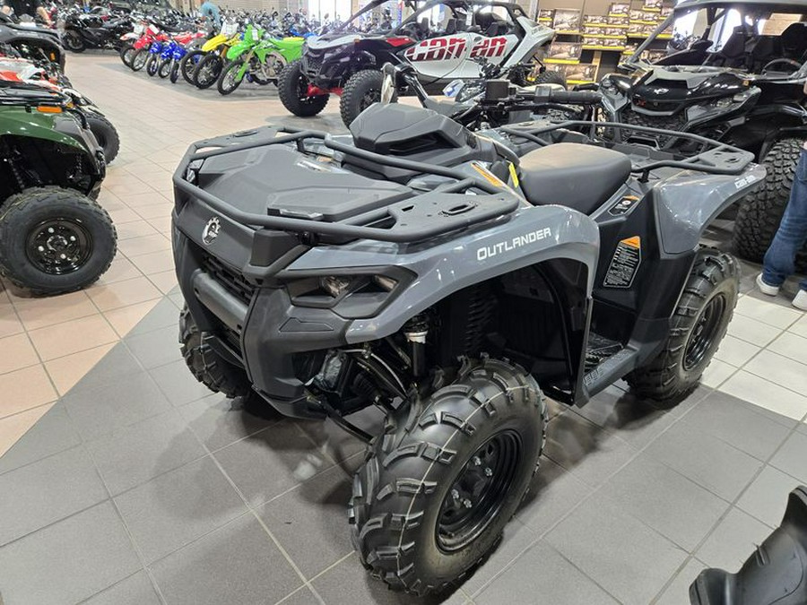 New 2025 CAN-AM OUTLANDER 700