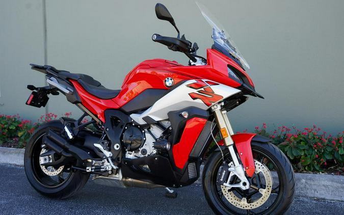 2021 BMW S 1000 XR Racing Red