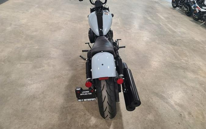 2024 Indian Chief Bobber Dark Horse Storm Gray