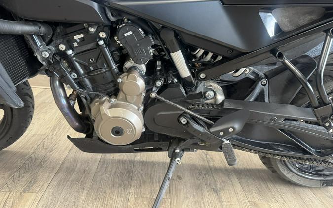 2025 Husqvarna Vitpilen 801