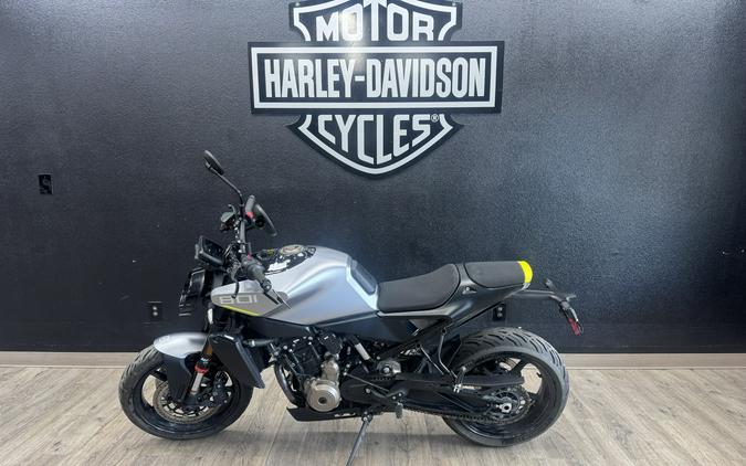 2025 Husqvarna Vitpilen 801