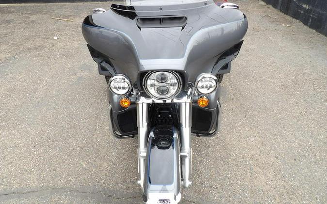 2022 Harley-Davidson® FLHTCUTG - Tri Glide® Ultra