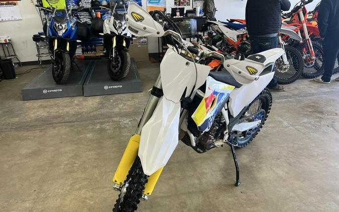 2015 Husqvarna® FC250 MOTOCROSS