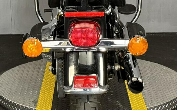 2015 Harley-Davidson Heritage Softail Classic FLSTC BLACK W/ PINSTRI