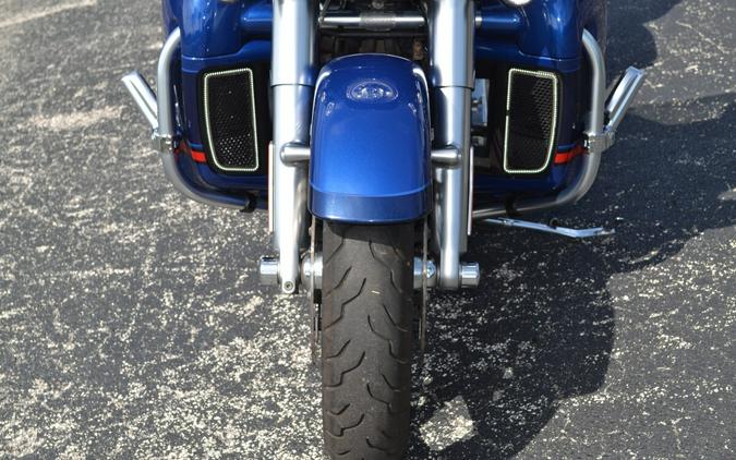 2020 Harley-Davidson CVO™ Limited Moonlight Blue & Deep Sea Blue - FLHTKSE