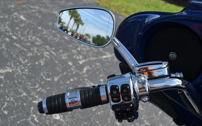 2020 Harley-Davidson CVO™ Limited Moonlight Blue & Deep Sea Blue - FLHTKSE