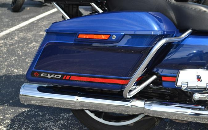 2020 Harley-Davidson CVO™ Limited Moonlight Blue & Deep Sea Blue - FLHTKSE