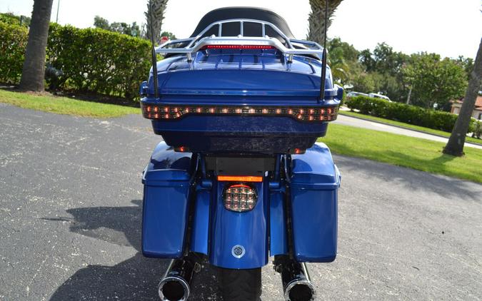 2020 Harley-Davidson CVO™ Limited Moonlight Blue & Deep Sea Blue - FLHTKSE