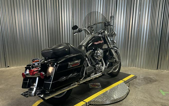 2004 Harley-Davidson Road King Classic BLACK W/PINSTRIPE