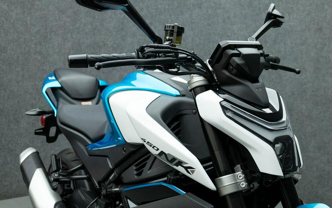 2025 CFMOTO 450NK W/ABS