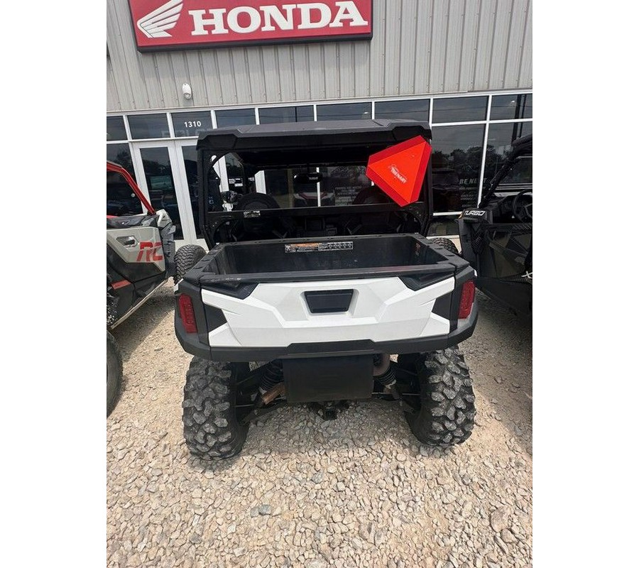 2023 Polaris® General 1000 Sport