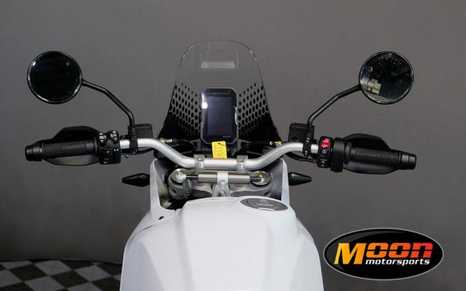 2023 Ducati DesertX Star White Silk