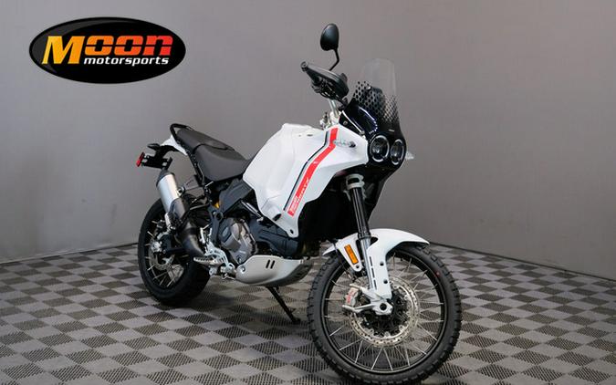 2023 Ducati DesertX Star White Silk