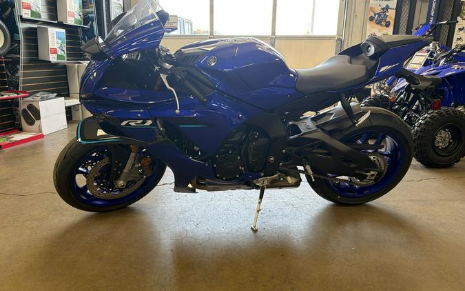 2026 Yamaha YZF-R1
