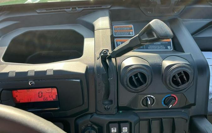 2026 Can-Am DEFENDER DPSCAB 65 HD9 - COMPASS GREEN