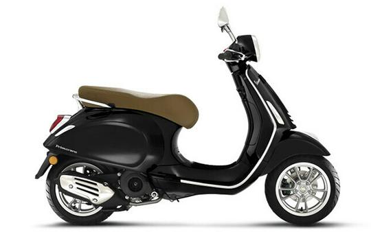 2023 Vespa Primavera 150 Black