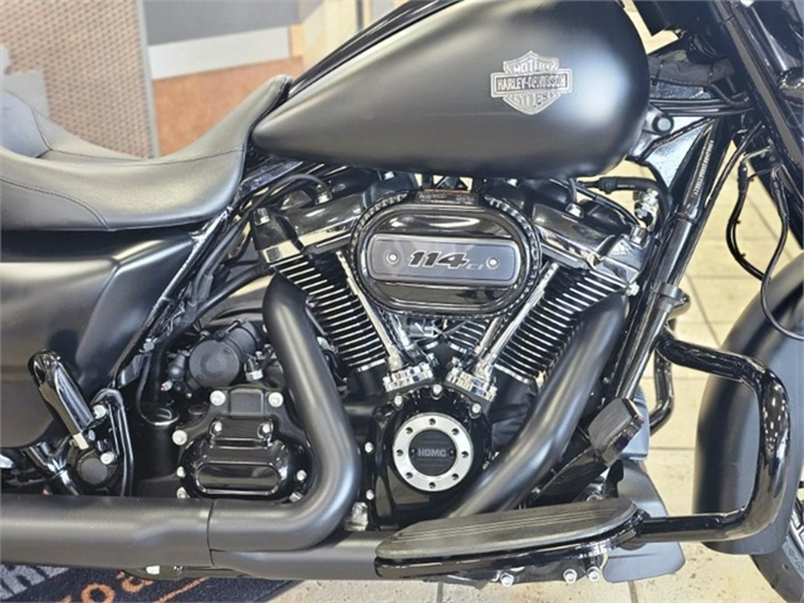 2022 Harley-Davidson Street Glide Special