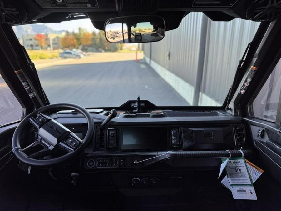 2026 Can-Am® Defender Limited HD11