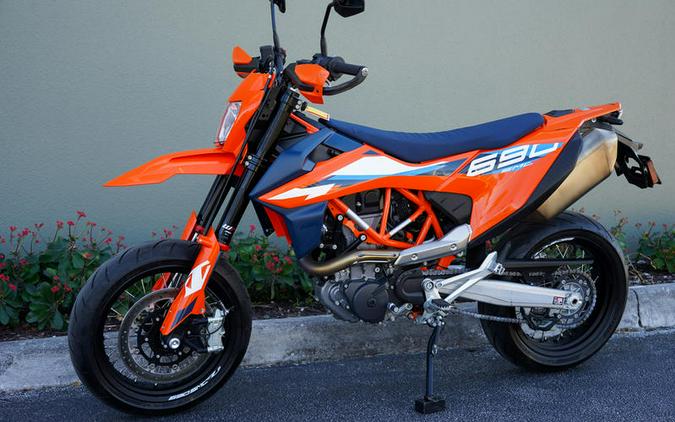 2024 KTM 690 SMC R