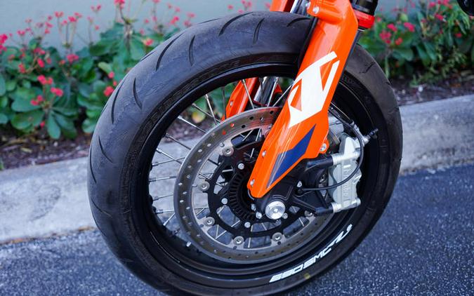 2024 KTM 690 SMC R