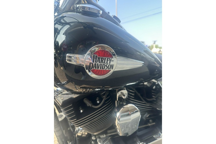 2016 Harley-Davidson® Softail Heritage Softail® Classic