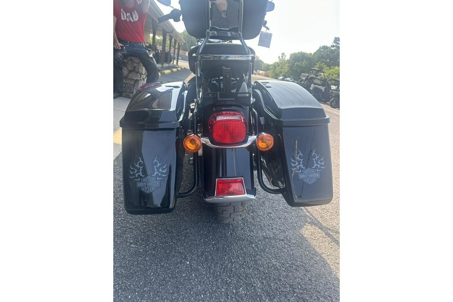 2016 Harley-Davidson® Softail Heritage Softail® Classic