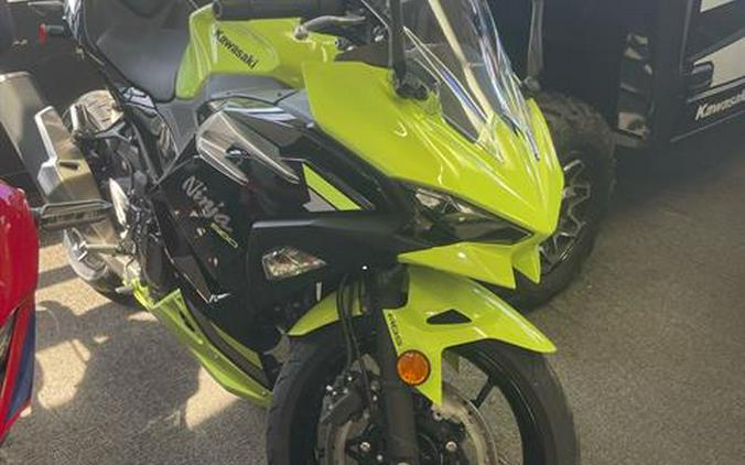 2026 Kawasaki Ninja® 500 ABS