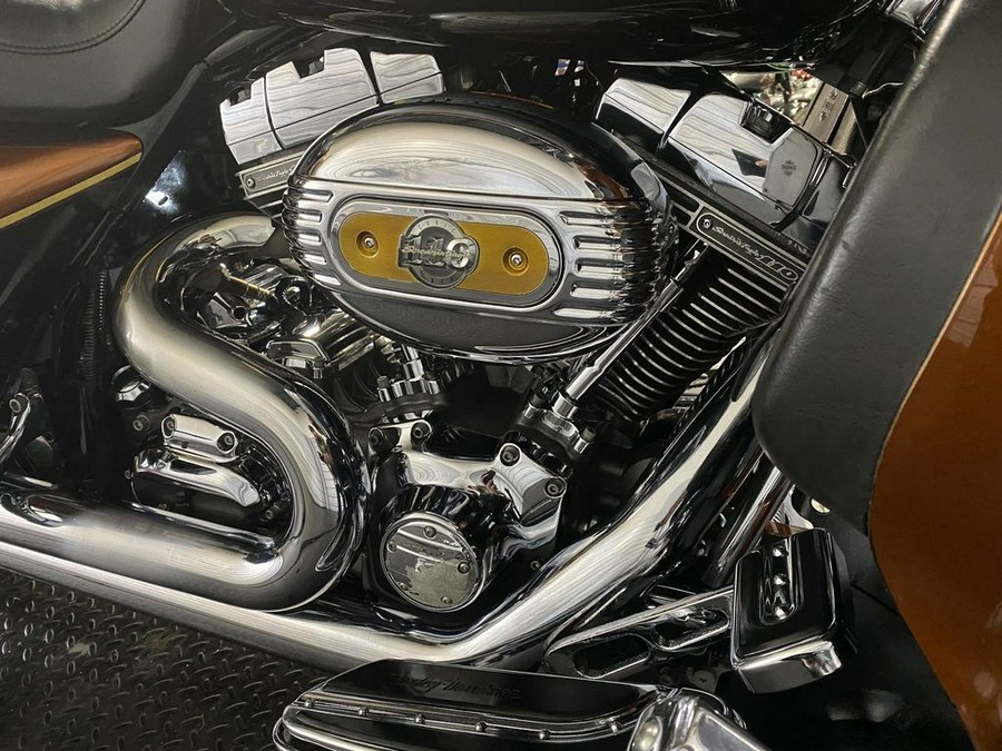 2008 Harley-Davidson® FLHTCUSE3 - CVO™ Ultra Classic® Screamin' Eagle® Anniversary Electra Glide®