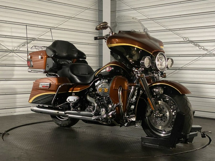 2008 Harley-Davidson® FLHTCUSE3 - CVO™ Ultra Classic® Screamin' Eagle® Anniversary Electra Glide®