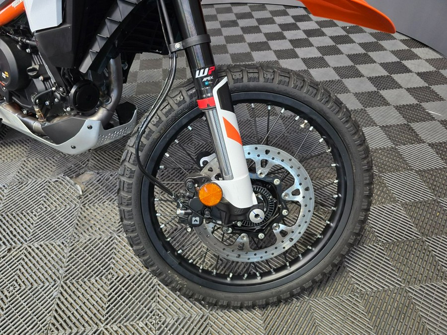 2025 KTM 390 Adventure R
