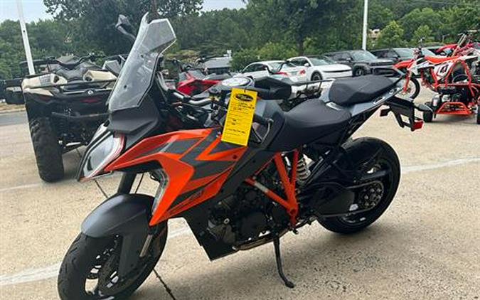 2024 KTM 1290 Super Duke GT